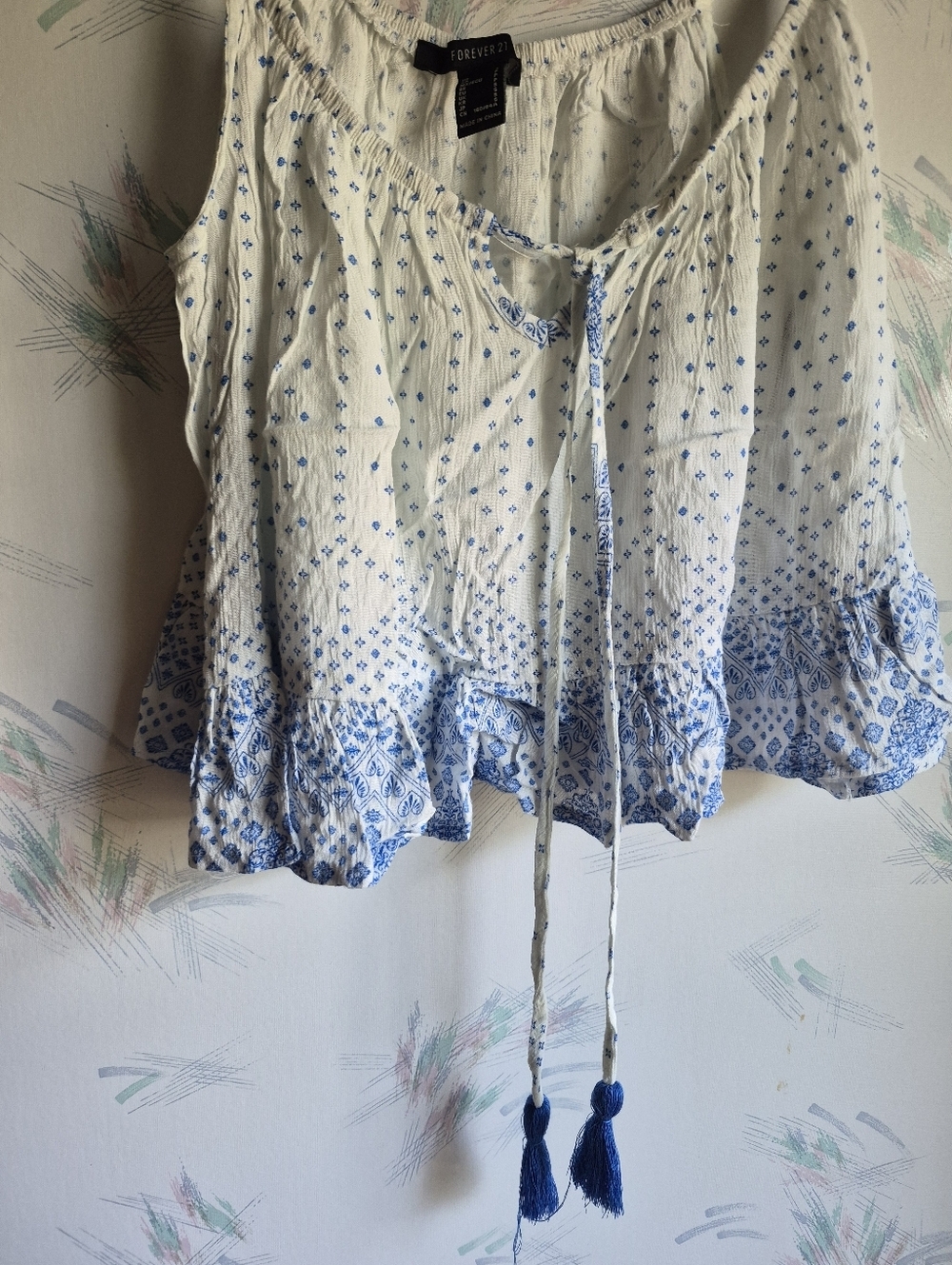 Forever 21 White Blue Flowy Tank Top Small - Picture 3 of 9